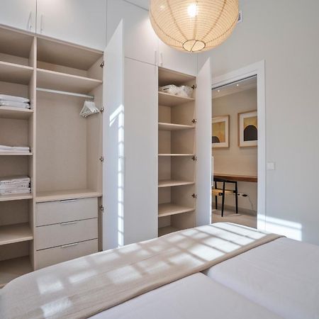 Sitges Spaces Garden Condo-2 Bedrooms, 2 Bathrooms, Garden Terrace, Near Center, Sleeps Up To 6- Monthly Rentals Only Kültér fotó