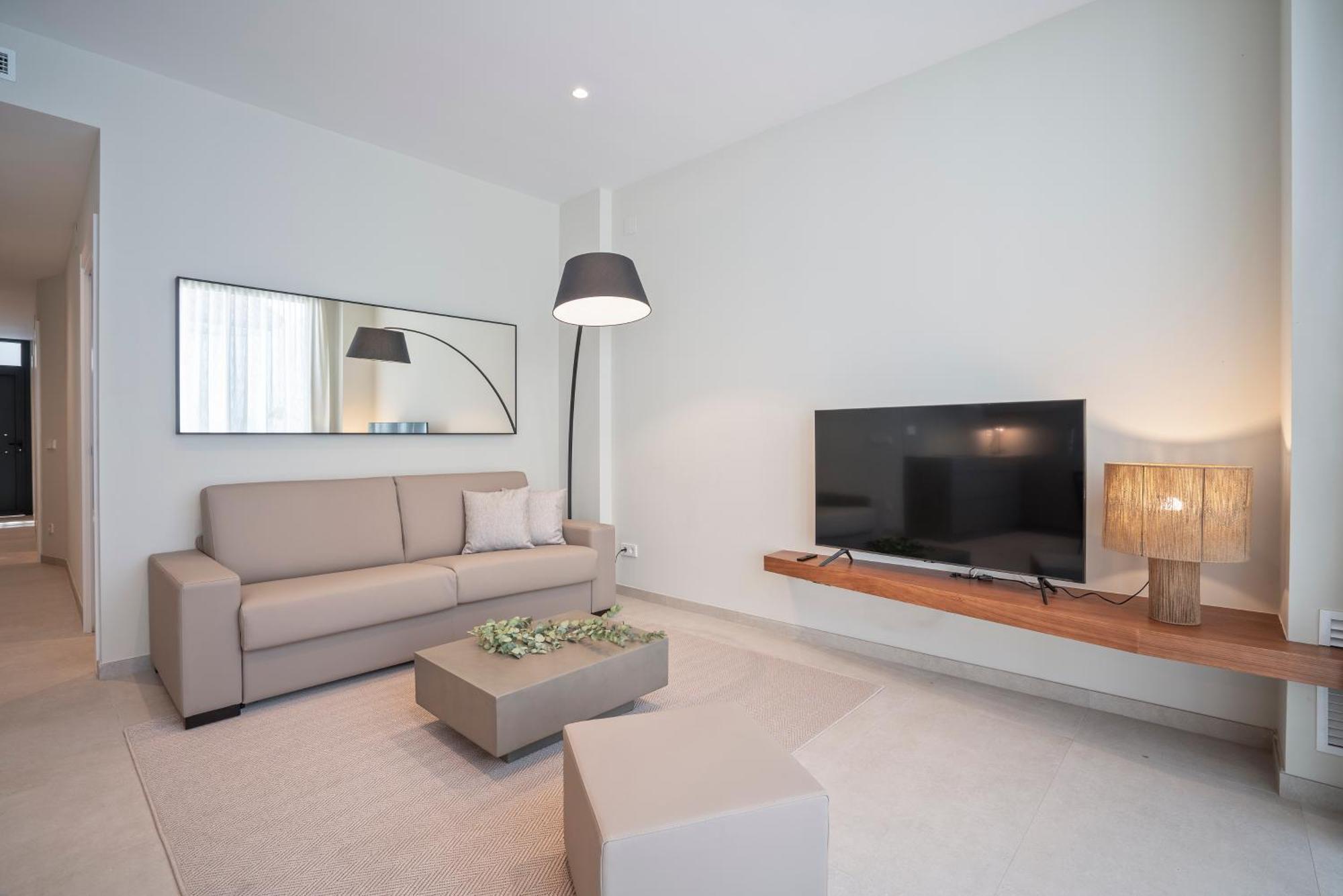 Sitges Spaces Garden Condo-2 Bedrooms, 2 Bathrooms, Garden Terrace, Near Center, Sleeps Up To 6- Monthly Rentals Only Kültér fotó